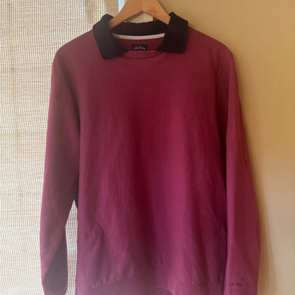 Noah NYC - Men's Fuchsia Sweater with Navy Collar
